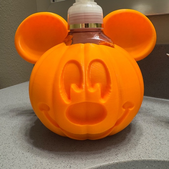 Mickey Mouse Pumpkin Soap Dispenser - Picture 4 of 4